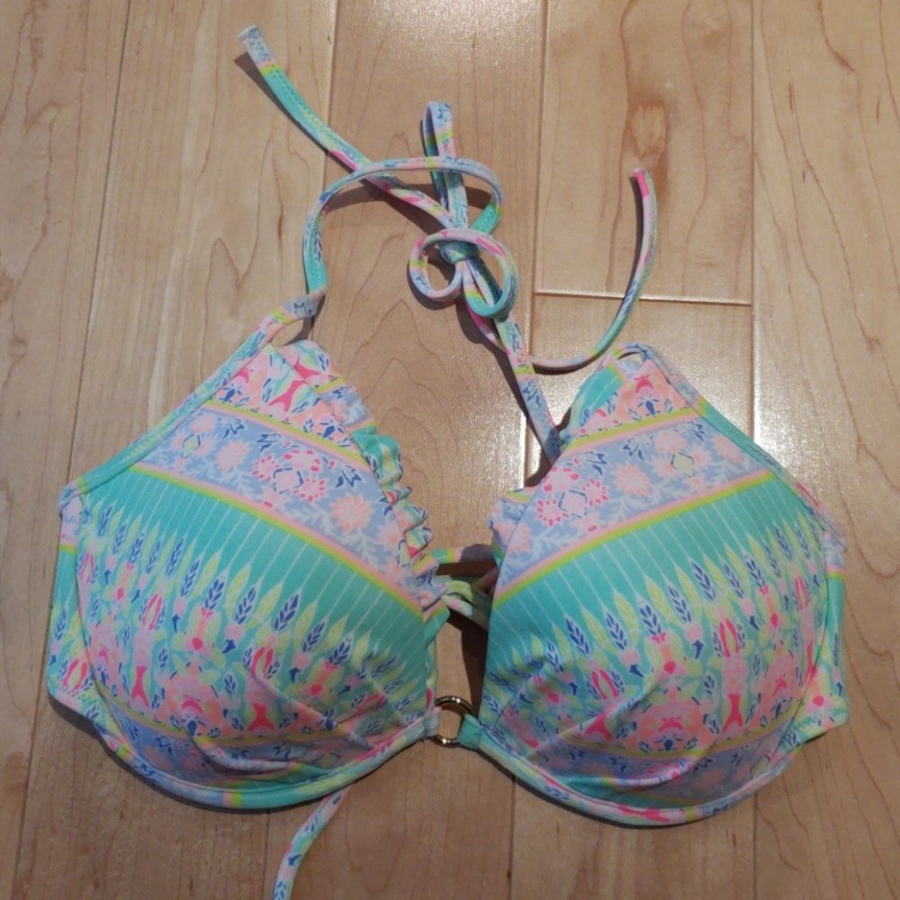 Victoria's secret swim  push up underwire top 34C
